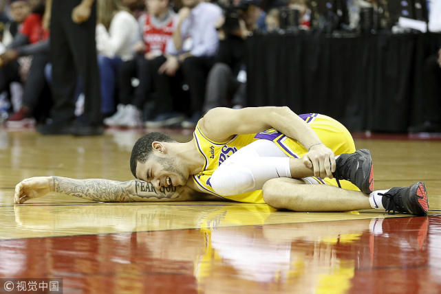 湖人再遭伤病袭击 球哥左脚踝三级扭伤缺阵4-