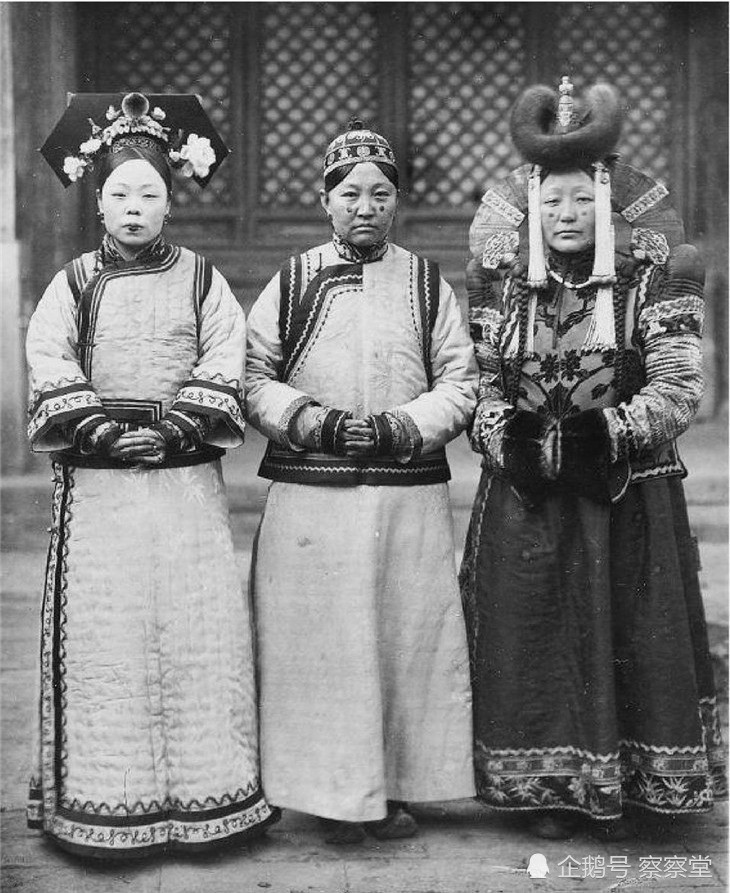 镜头里的清末蒙古贵族妇女,再现牛魔王式发型