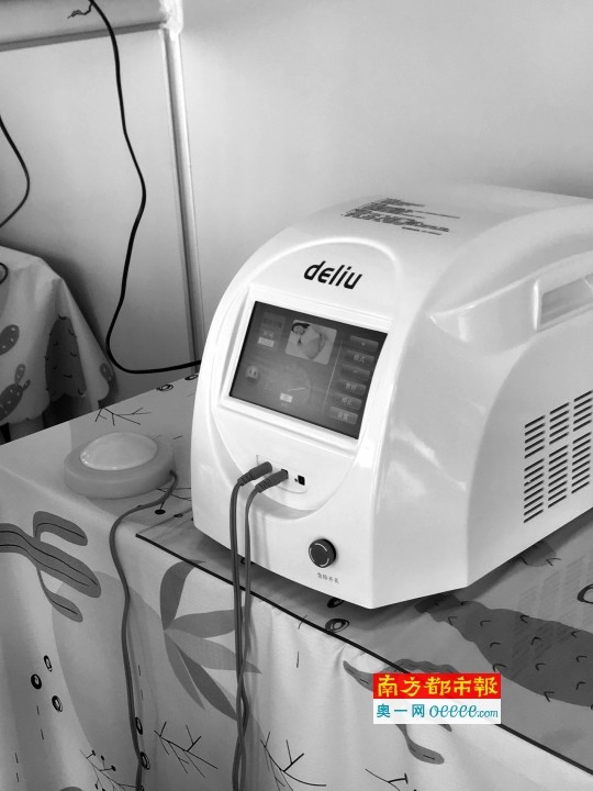 分娩究竟有多痛?十级疼痛袭来时 他痛得脸都歪