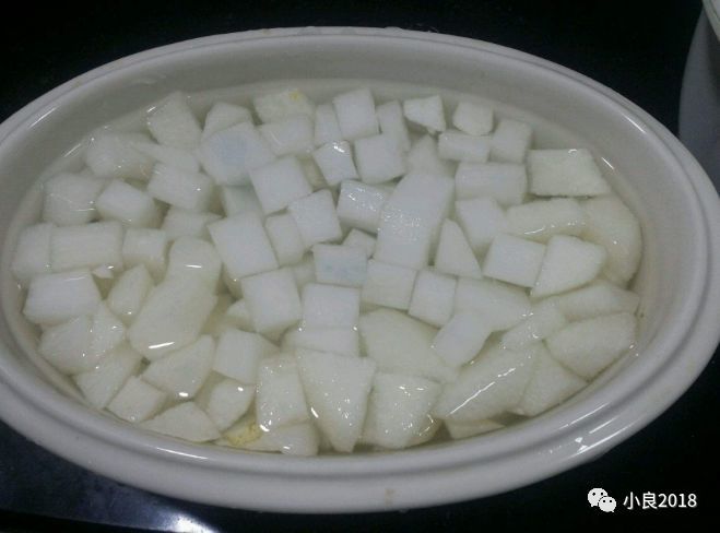 天然的止咳王被发现了,此物煮水喝,清痰利咽