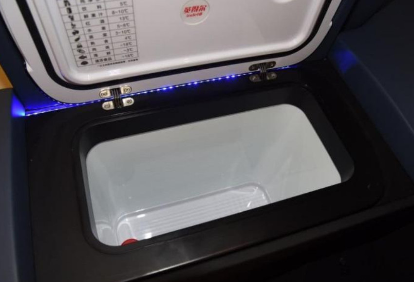 移动小别墅?福特这车做的不错,完美的空间配比