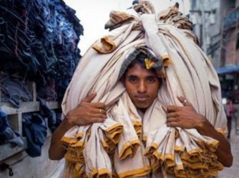 这个与印度相邻的国家,生活水平比印度还矮一