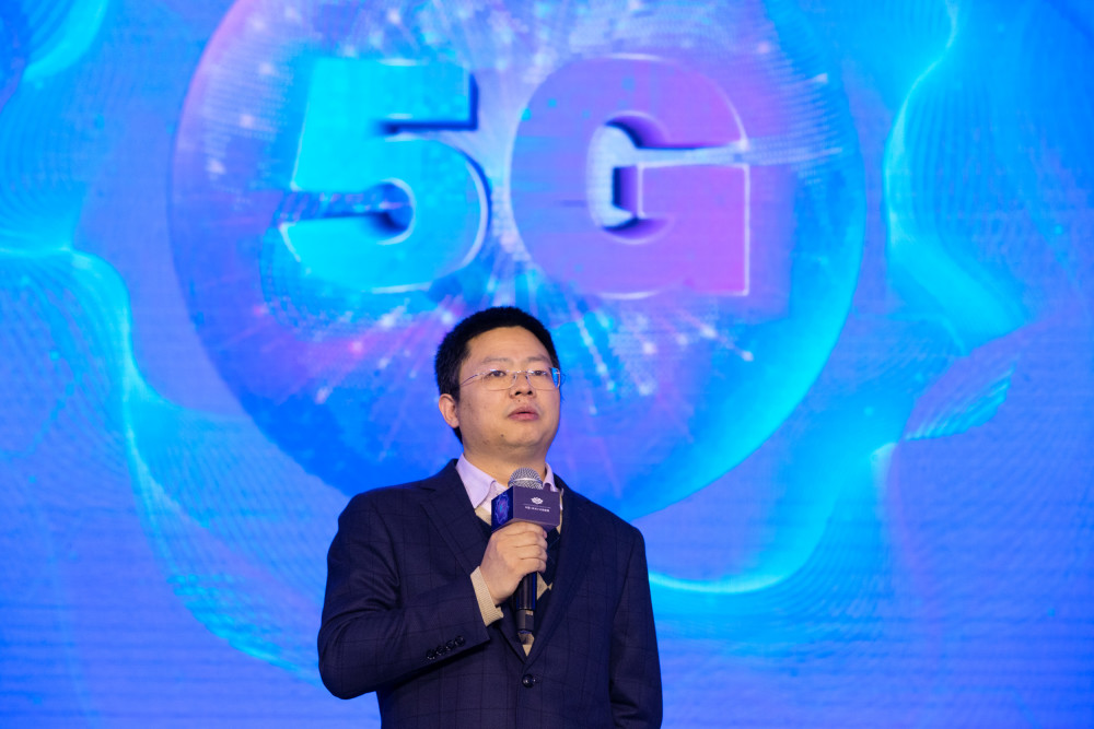 杭州5G创新应用高峰论坛:vivo展示5G+AI定义智