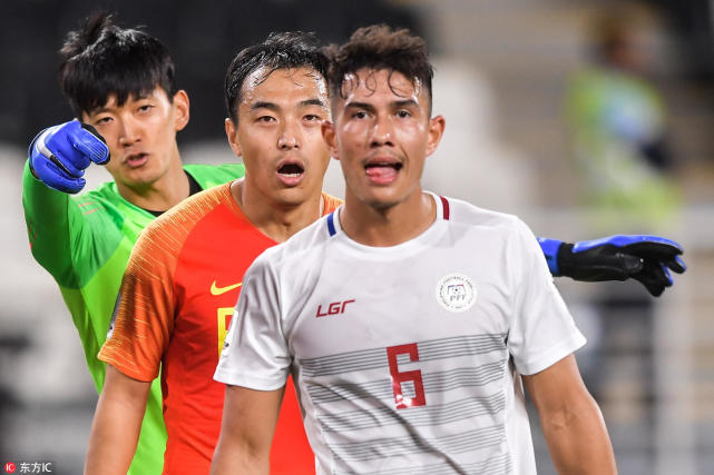 颜骏凌断指踢12强赛 被绝杀也要看着对手庆祝