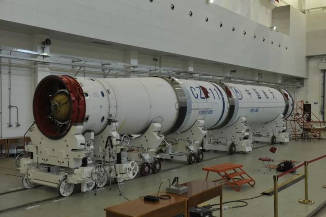 大公司要闻速览|任正非:不知谁是接班人;微信可