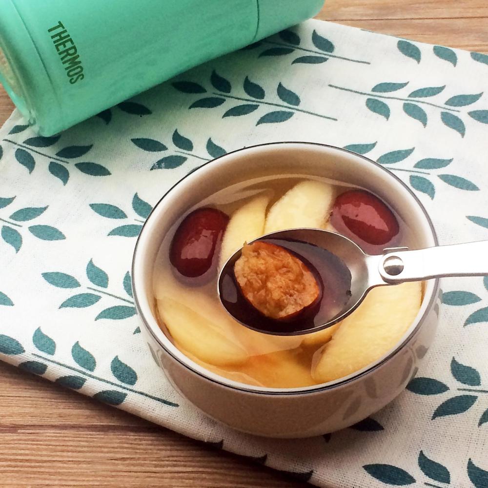 每天喝一杯红枣泡水,坚持一个月,身体会有什么