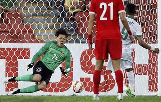 伊朗梅西还有读心术?指挥门将扑点 国足怎么