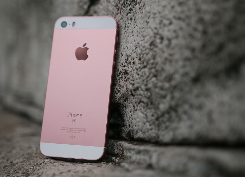 iPhone也有千元机,苹果公司上架搭载A9处理