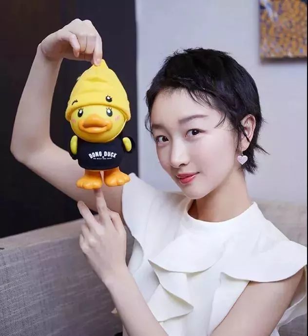 周短发的少女发唐嫣的冬雨头,精灵发型春节再大脸公主烫发肩图片