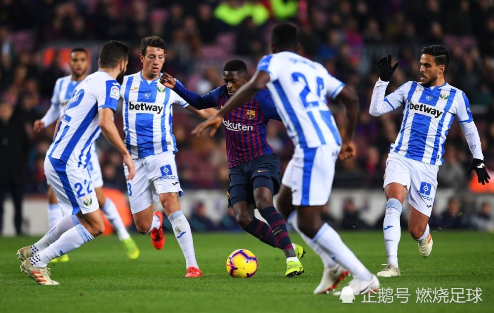 登贝莱换姆巴佩?49%巴萨球迷不同意 C罗躺枪