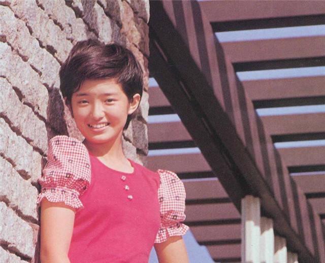 60岁的山口百惠近照公开,婚后隐退39年的她很幸福