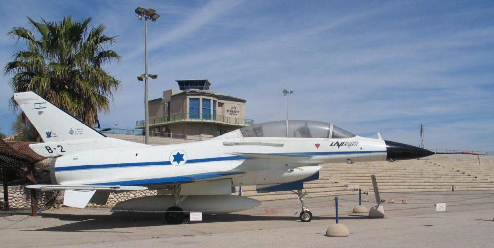 美国海军都拿来当假想敌,以色列研发的幼狮战斗机真有那么厉害?