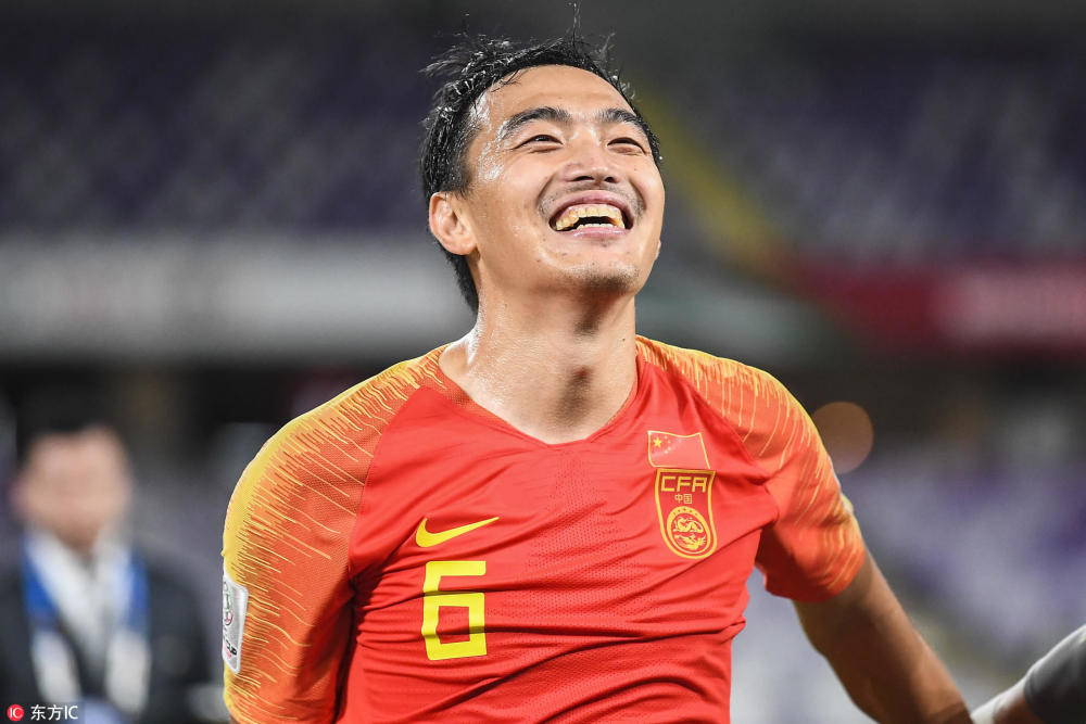 冯潇霆:半月板和肌腱损伤打了封闭 国足亚洲杯目标走到最后