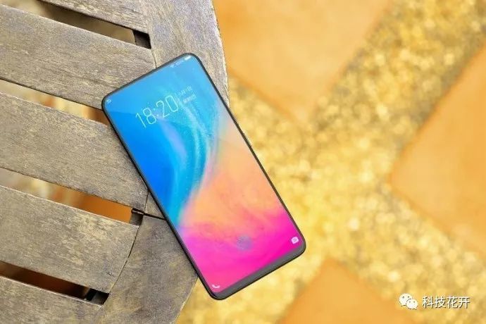 雷军还在吹捧红米Note 7 vivo却拿出了真正的实