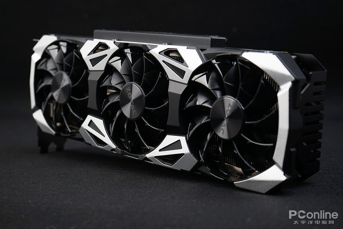 索泰RTX 2060至尊版评测:四风扇+12相供电