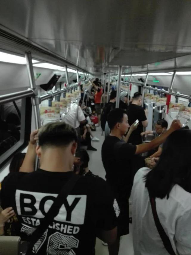 北京2018年常住人口减少16.5万 青壮年减少23