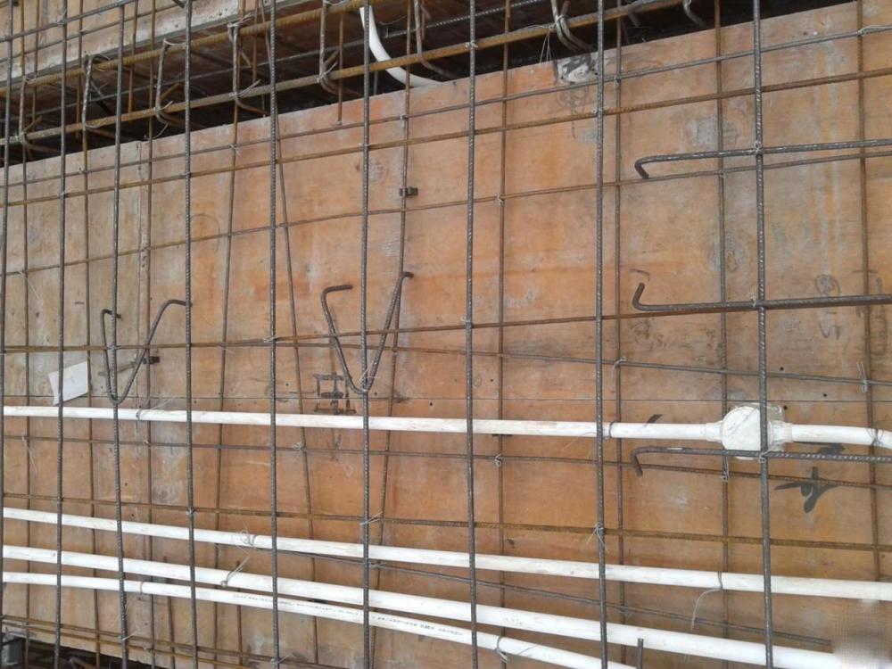 农村建房别大意,楼板钢筋没它等着塌,朋友偏不