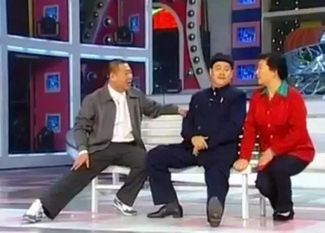 《卖拐》的经典,本届春晚赵本山,高秀敏,范伟再次演绎小品《卖车》