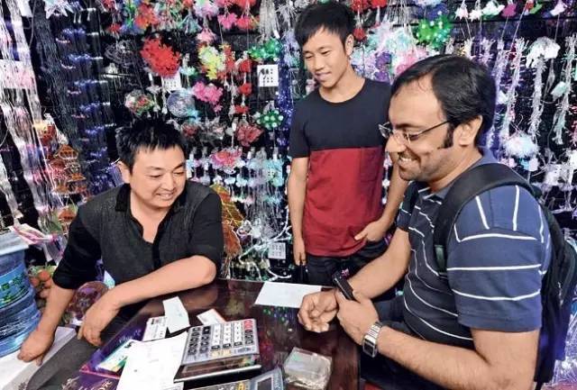 印度人“抵制中国货” 印媒却点破一虚弱的事实