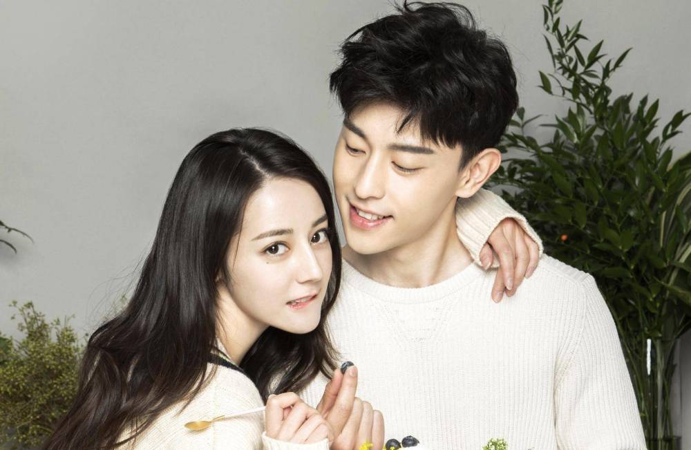 两只凤凰相遇!邓伦凤凰传奇联手上春晚,热巴