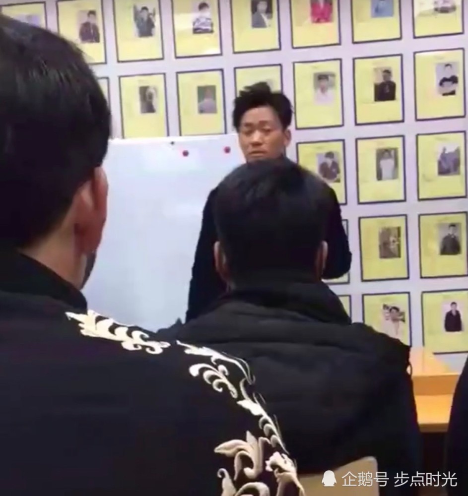 王宝强现身横店鼓励跑龙套演员:小人物也可以