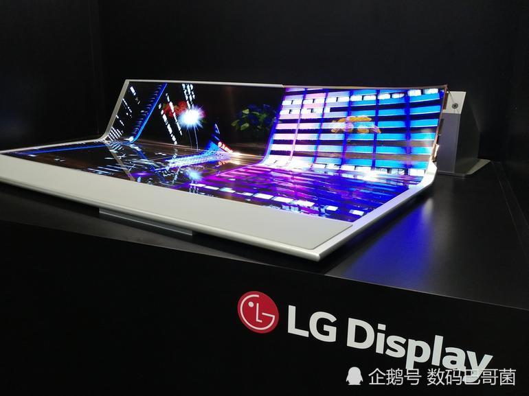 柔宇总裁炮轰小米折叠屏手机:实为LG样机 小米