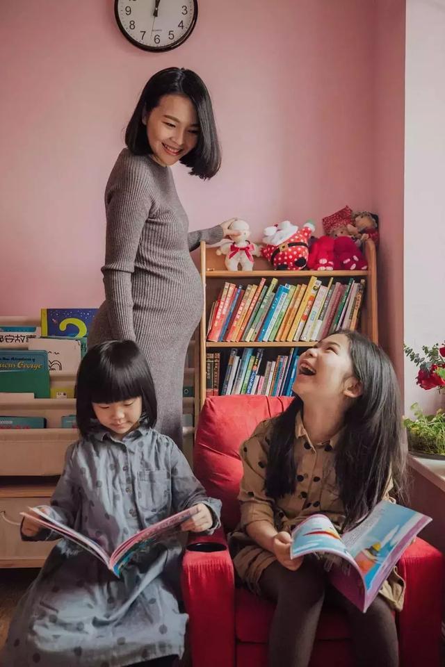 3个孩子的宁远,放弃做主持人做裁缝,活出最美风姿!