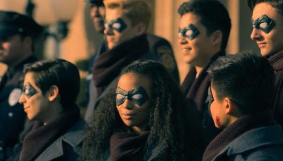 穿越时空只为拯救 《伞学院》公开新预告