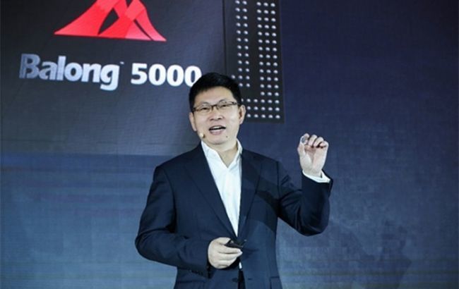 三星华为小米纷纷布局 折叠手机能成下一个风