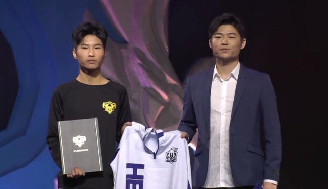 新秀对抗赛打野位成关键 鹏鹏一举夺魁花落GK