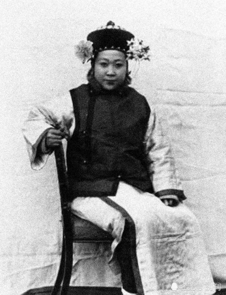 清朝人的媳妇长啥样?100多年前的老照片告诉你
