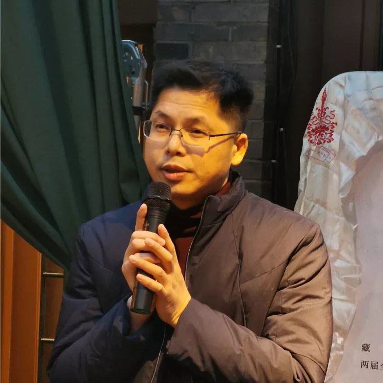 浙江文艺出版社副总编辑邱建国