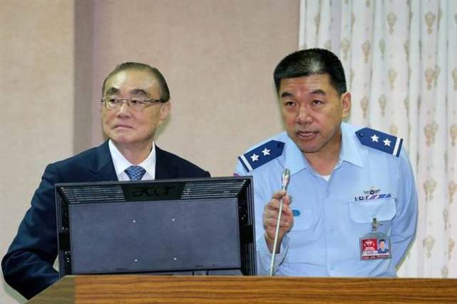 台军演练劝说解放军投降 网友至今不信歼20存在