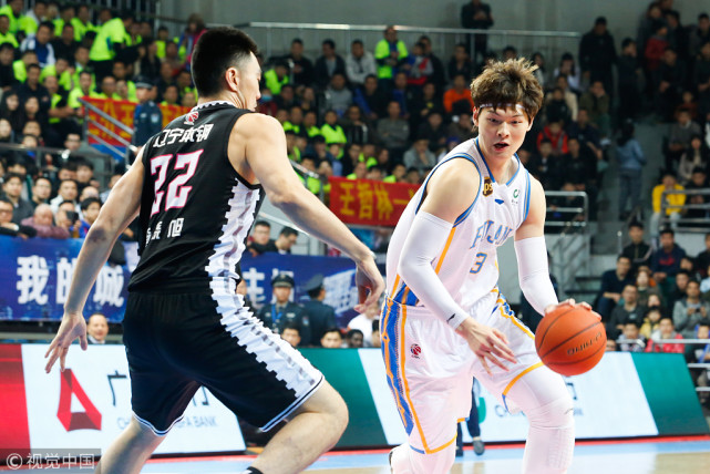 郭艾伦是常规赛MVP最大对手? 大王:竞争的不