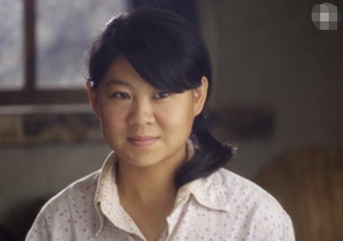 小沈阳老婆整容式变脸,瘦成东北孔孝真,网友调侃:换老婆了!