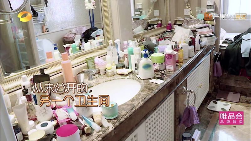 袁姗姗家乱成猪圈,包文婧6招衣柜收纳术解救