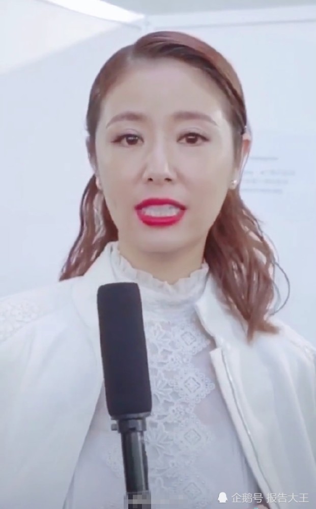 林心如近照老态明显颜值崩坏,和赵薇对比明显