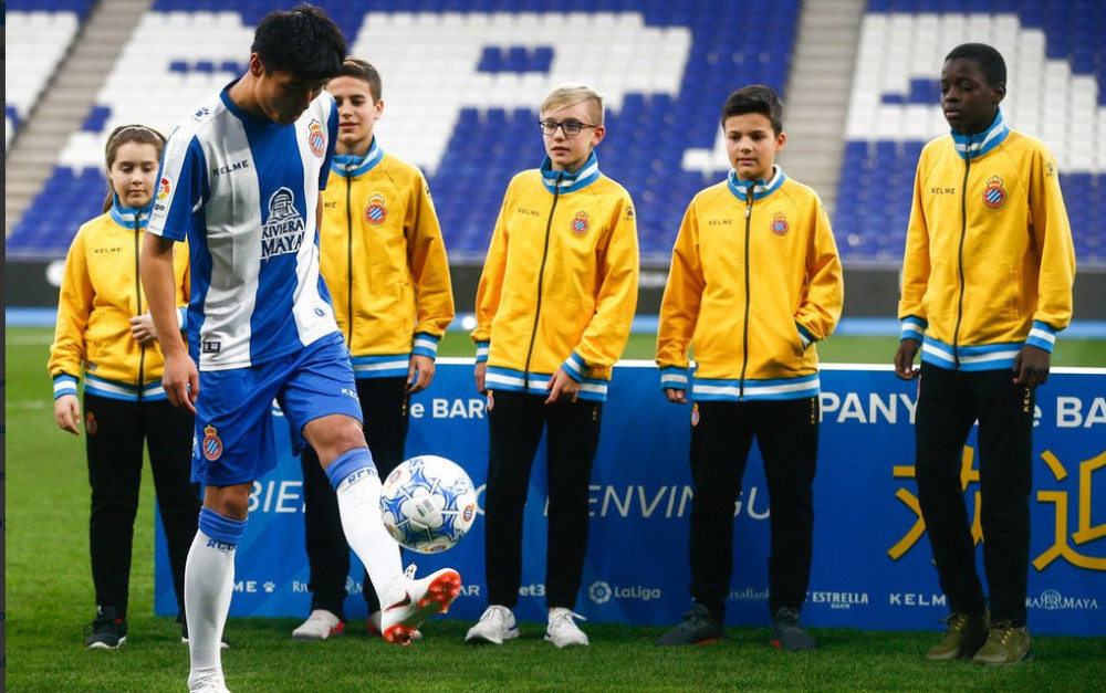 武磊遭西班牙球迷鬼脸嘲讽 对亚洲足球偏见?留