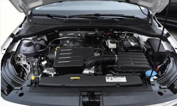 新款大众朗逸8万起,4缸1.4T提速8秒,6个气囊颜