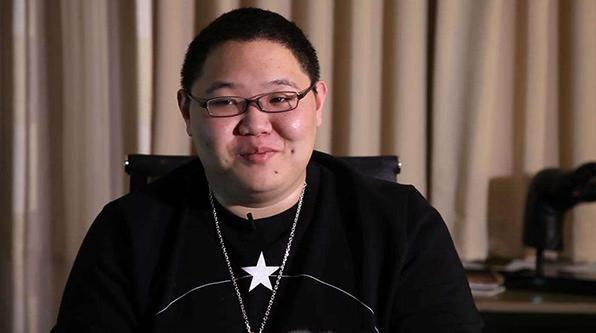 自付720万违约金!主播与平台闹不停 囚徒奉劝