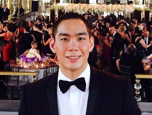 网友新加坡偶遇张雨绮,疑与张钱豪同游,被袁巴