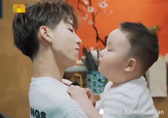 舒淇:王俊凯你打算几岁生孩子,王俊凯回复2字粉丝直呼