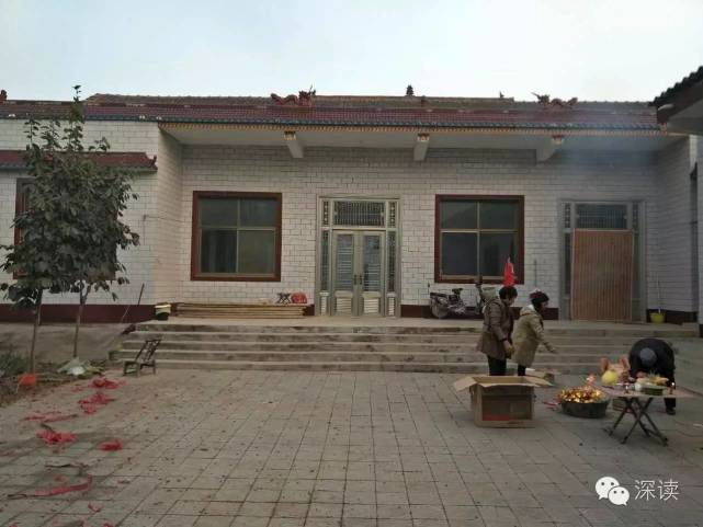 男子卖玩具枪入狱4年终获无罪 得43万国家赔偿