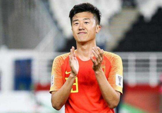 成员贺新春!恒大两新援领衔本命年球星 国足红