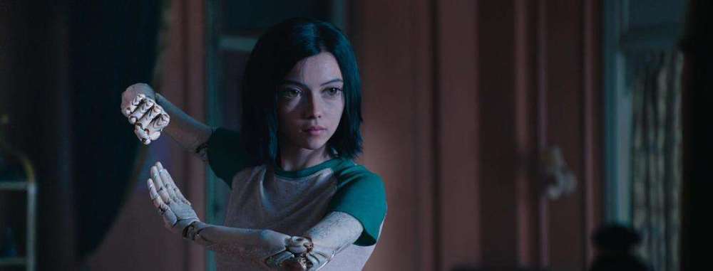 战斗升级 《阿丽塔:战斗天使》新预告