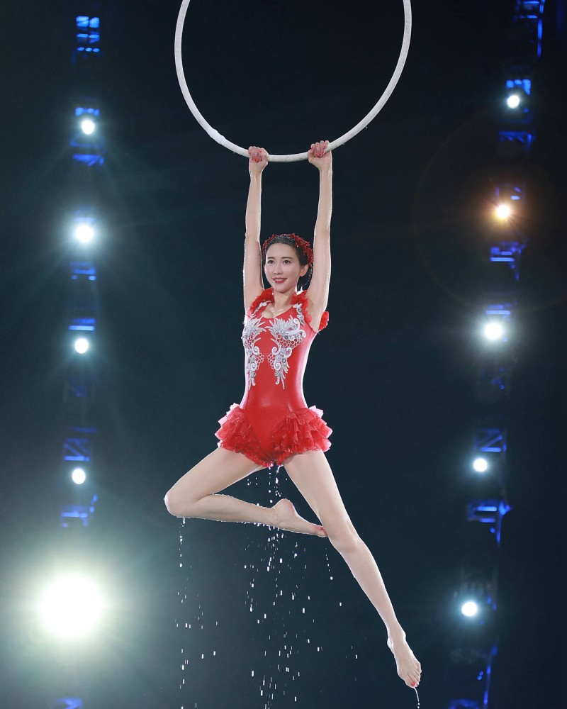 林志玲春晚高难度节目惹争议,被曝用替身并疑