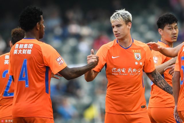 贺岁杯-鲁能2-1奥克兰城 格德斯2球德尔加多出