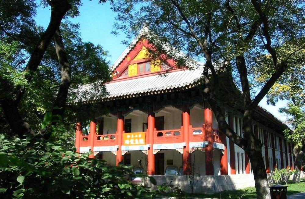 62所研究生院排行榜,国科大蝉联第一,中科大和