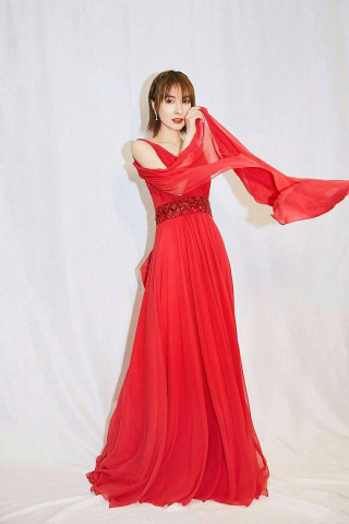 2018年9位红裙女明星,哪一个才是你喜欢的style