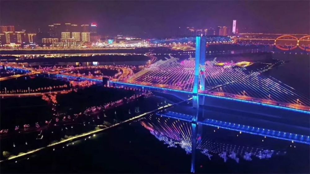 牛逼了,南充除了夜景上央视,阆中,西充也登上央视